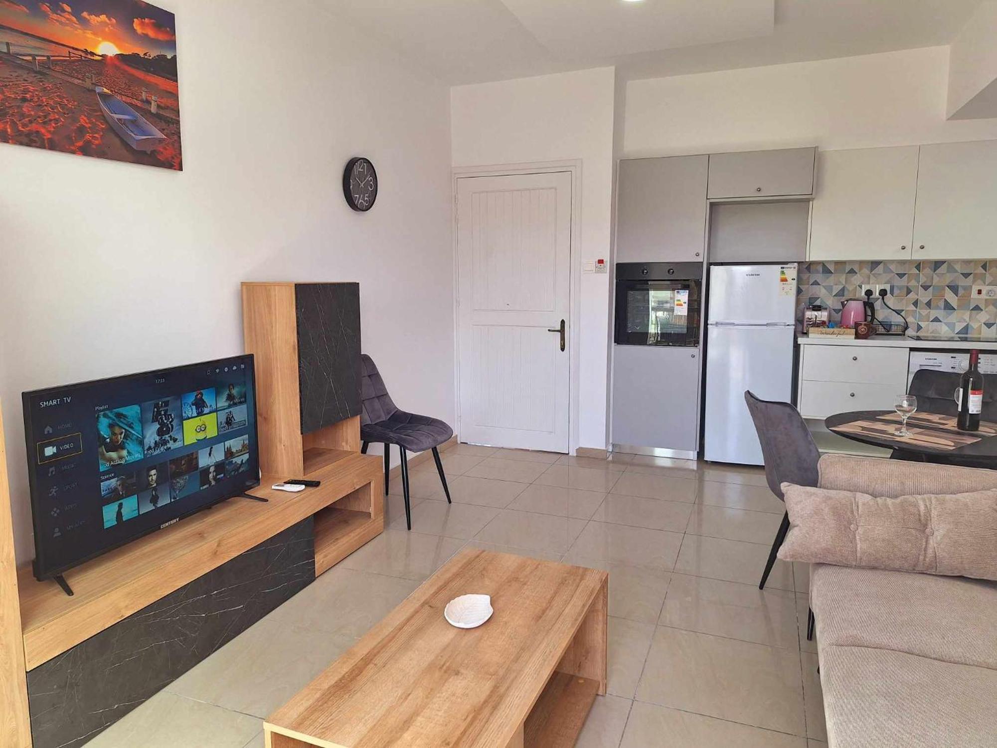 Stylish Apt Kato Paphos Close To Beach & Vibrant Harbor Life Extérieur photo