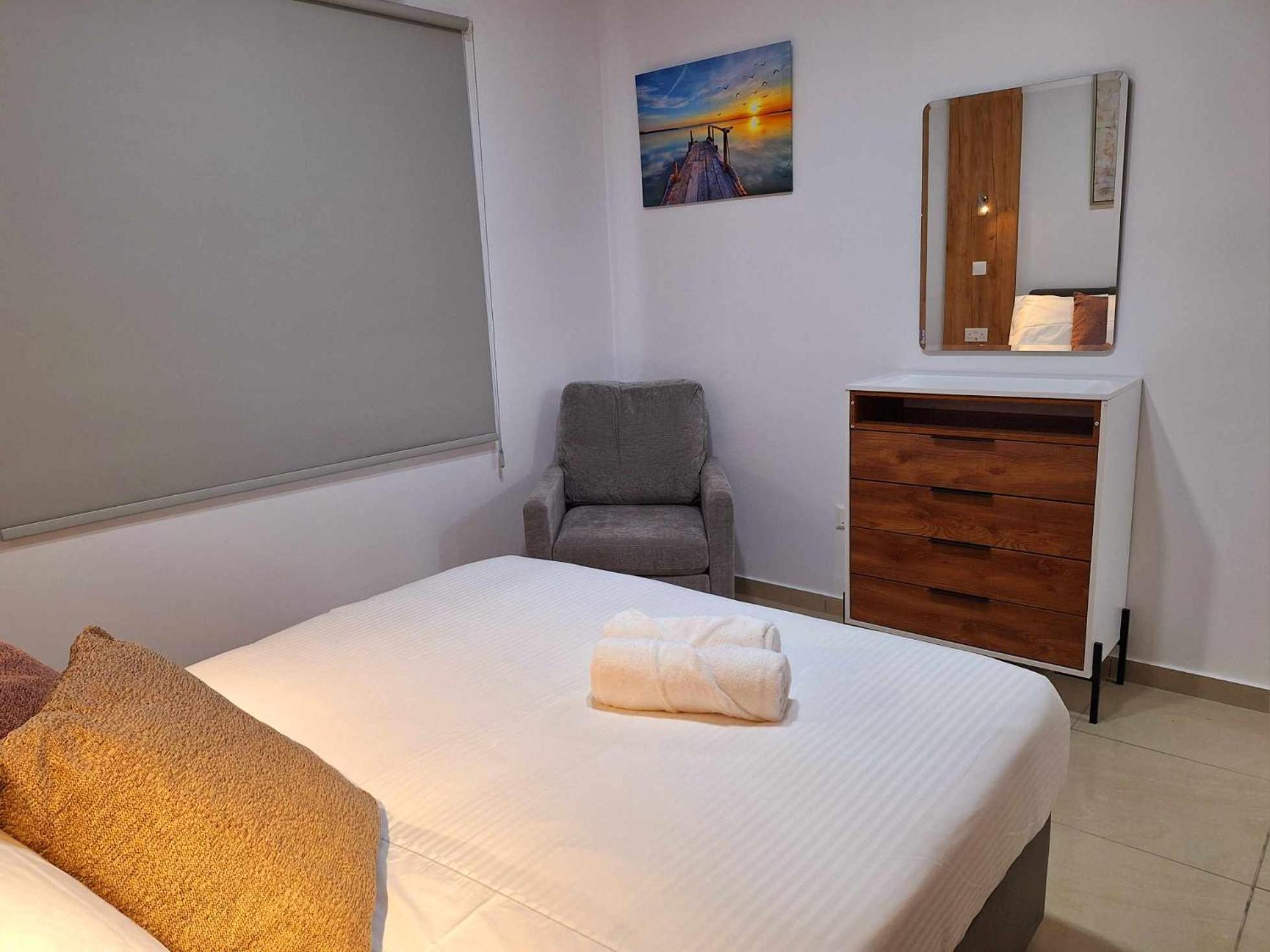 Stylish Apt Kato Paphos Close To Beach & Vibrant Harbor Life Extérieur photo