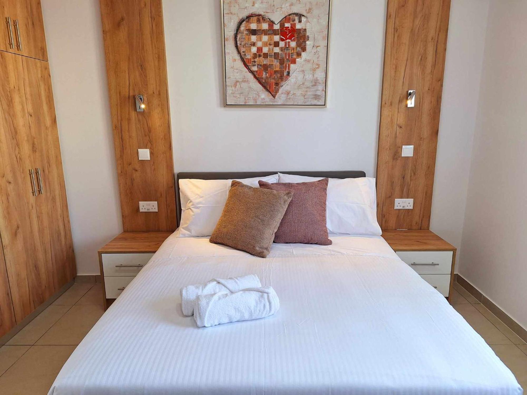 Stylish Apt Kato Paphos Close To Beach & Vibrant Harbor Life Extérieur photo
